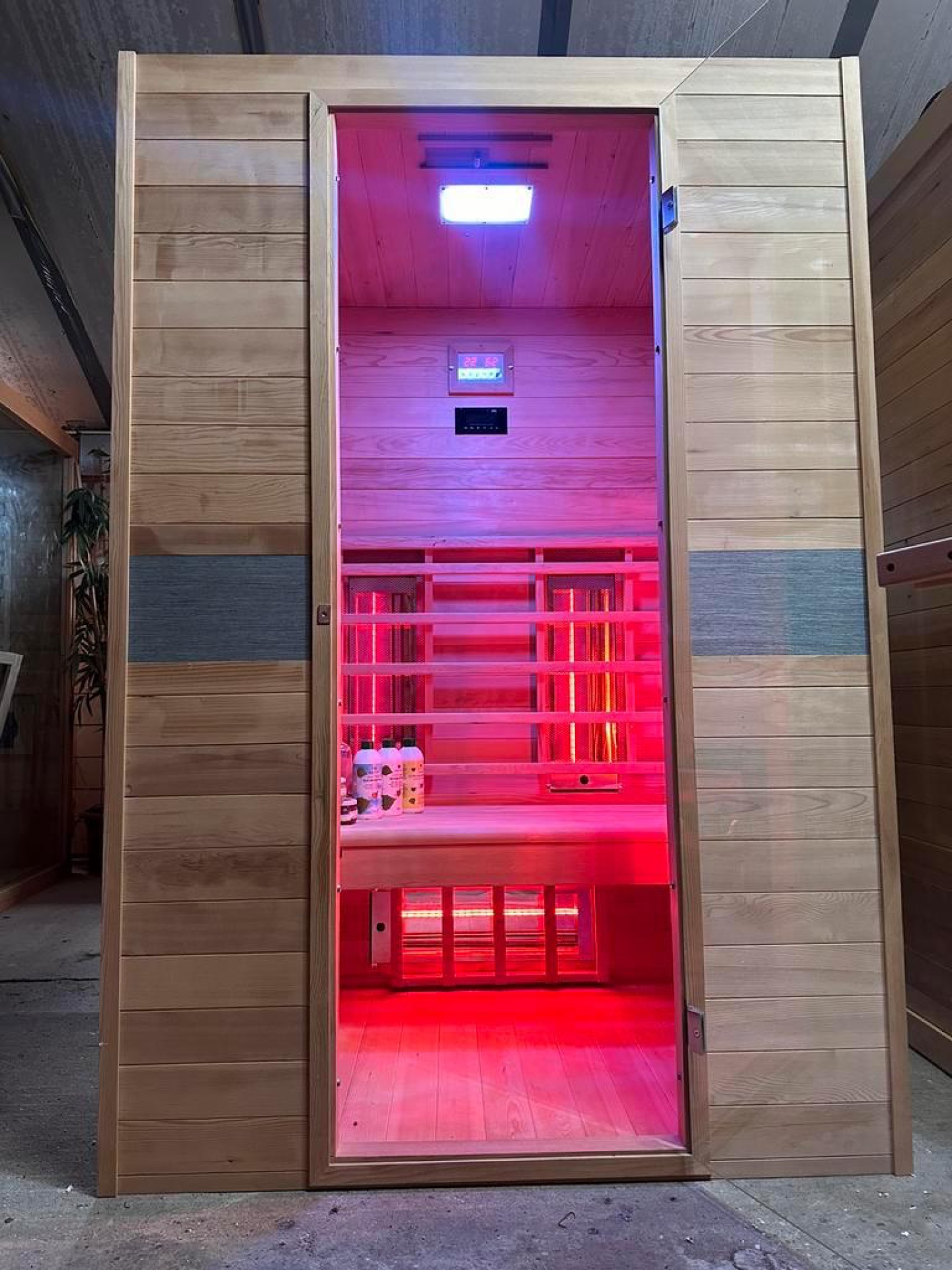 Combi (korte golf) Sauna Hemlock | 131x95 | 3.5kW Vega | WNLLK
